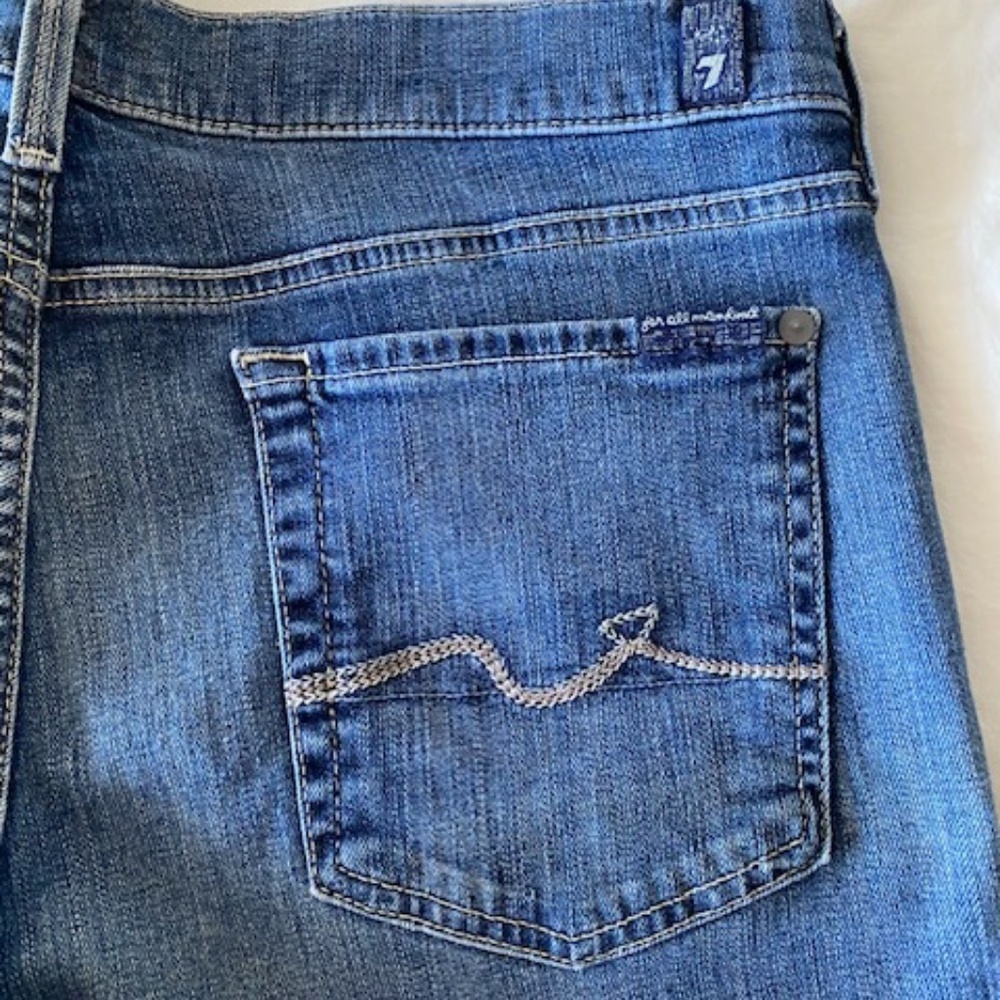 7 for All Mankind (worn once) low-rise, straight leg, medium wash jeans - 32